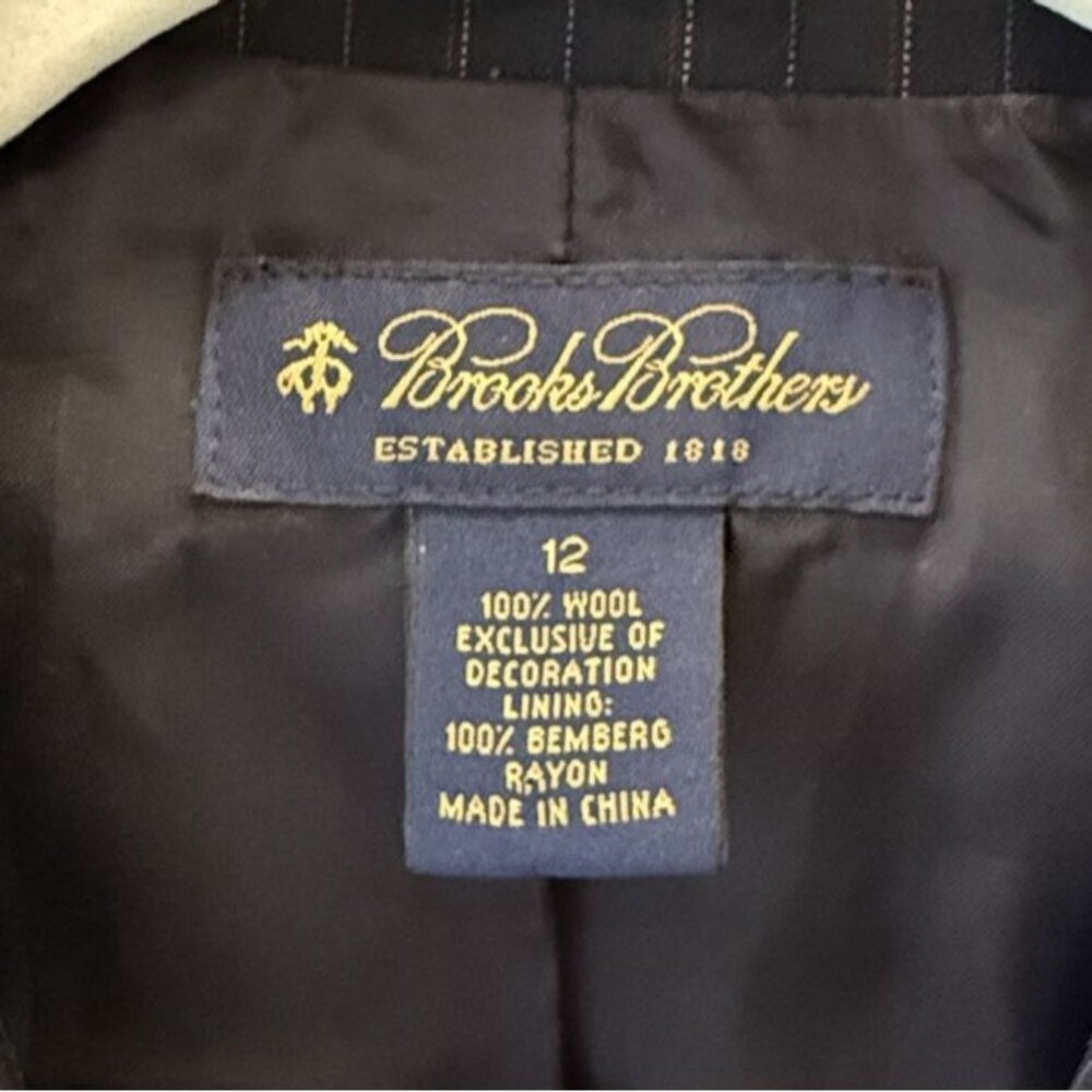 Brooks Brothers Womens Pinstripe Wool Blazer Size 12 Navy Career Professional - Picture 4 of 6